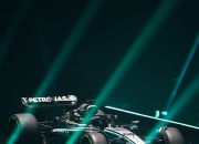 开云下载-关于索伯车队横扫阿斯顿马丁，塞恩斯带队取胜的信息