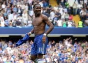 开云足球直播-戈贝尔末节接管西决生死战，湖人铁血防守终带走快船