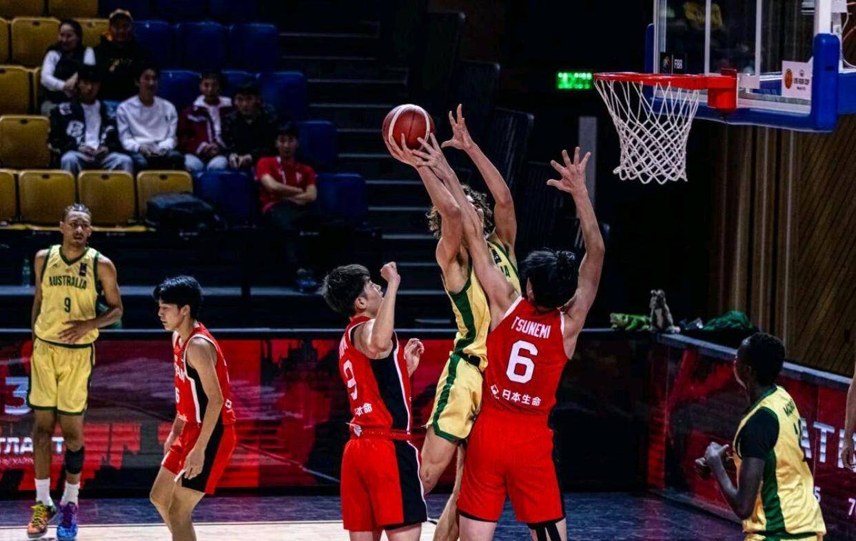 澳大利亚男篮力克日本男篮,麦科勒姆打破历史纪录 澳大利亚男篮力克日本男篮,麦科勒姆打破历史纪录