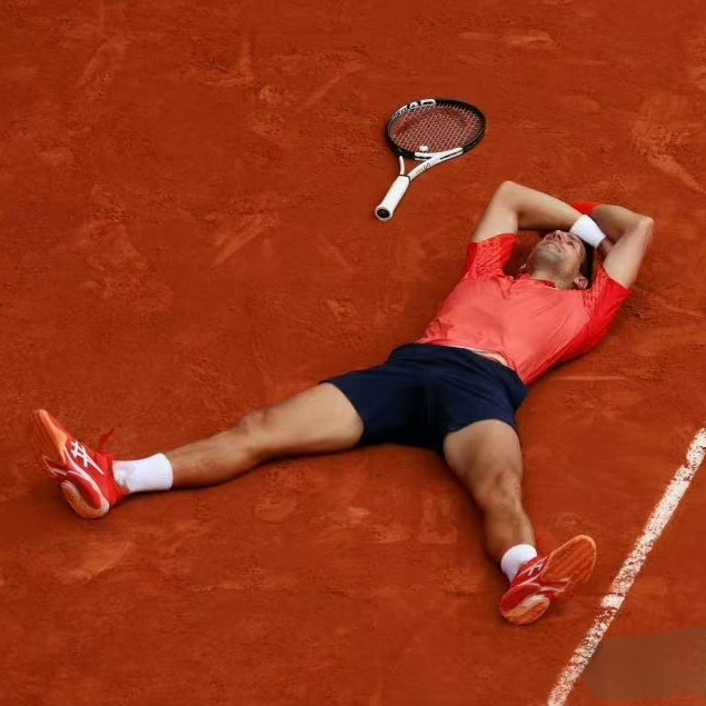 包含意大利网球队力克日本网球队,克耶高斯爆发神勇的词条 包含意大利网球队力克日本网球队,克耶高斯爆发神勇的词条