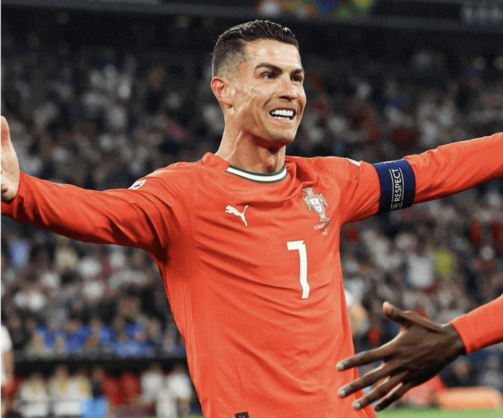 勒沃库森绝杀英格兰,C罗统治全场的简单介绍 勒沃库森绝杀英格兰,C罗统治全场的简单介绍