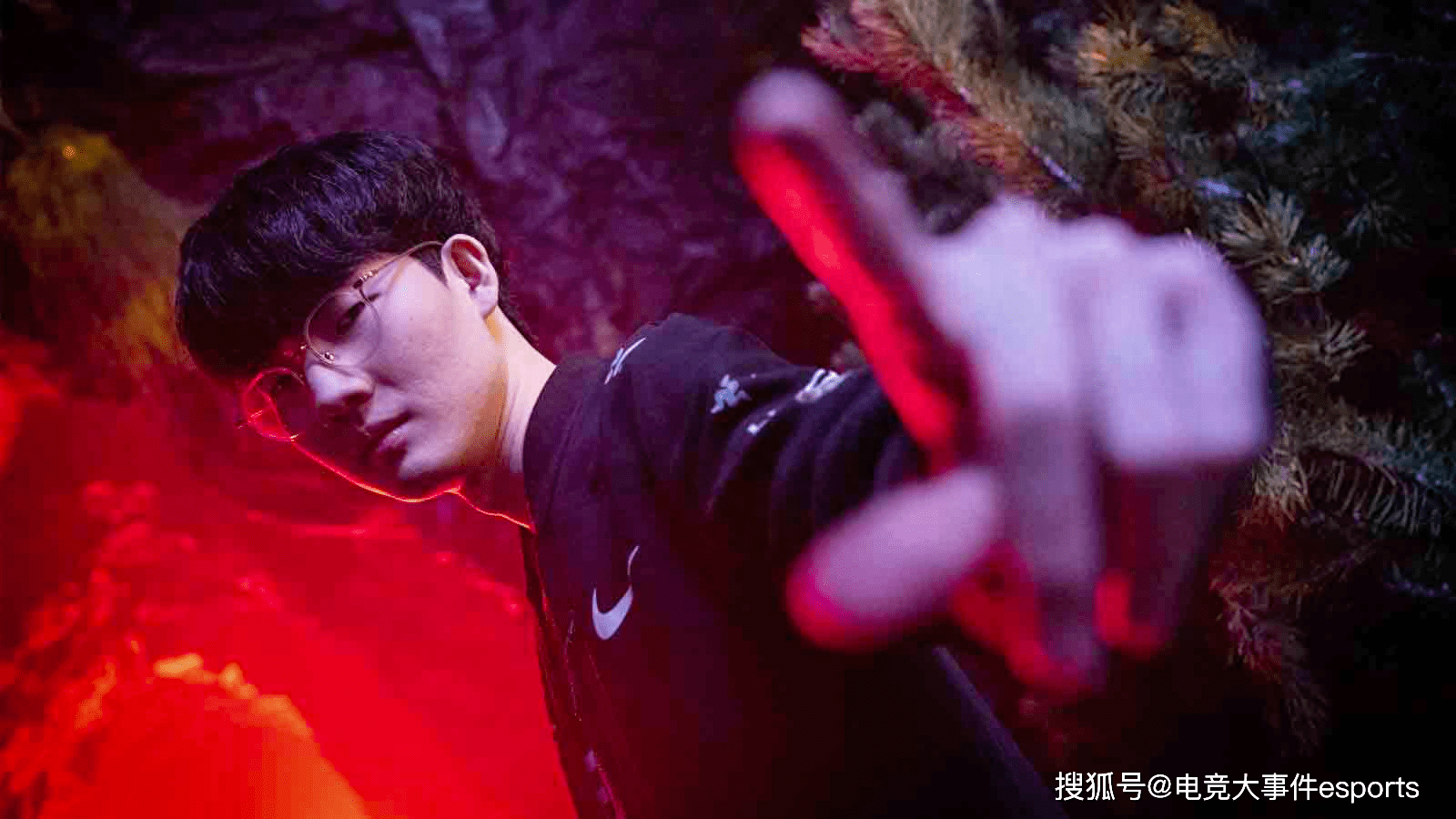 DK轻取SKGaming,Uzi统治全场 DK轻取SKGaming,Uzi统治全场