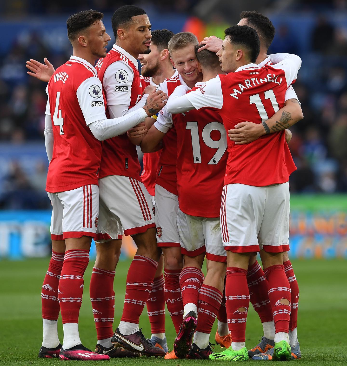 阿森纳主场大胜谢菲联,追赶积分榜领先者 阿森纳主场大胜谢菲联,追赶积分榜领先者