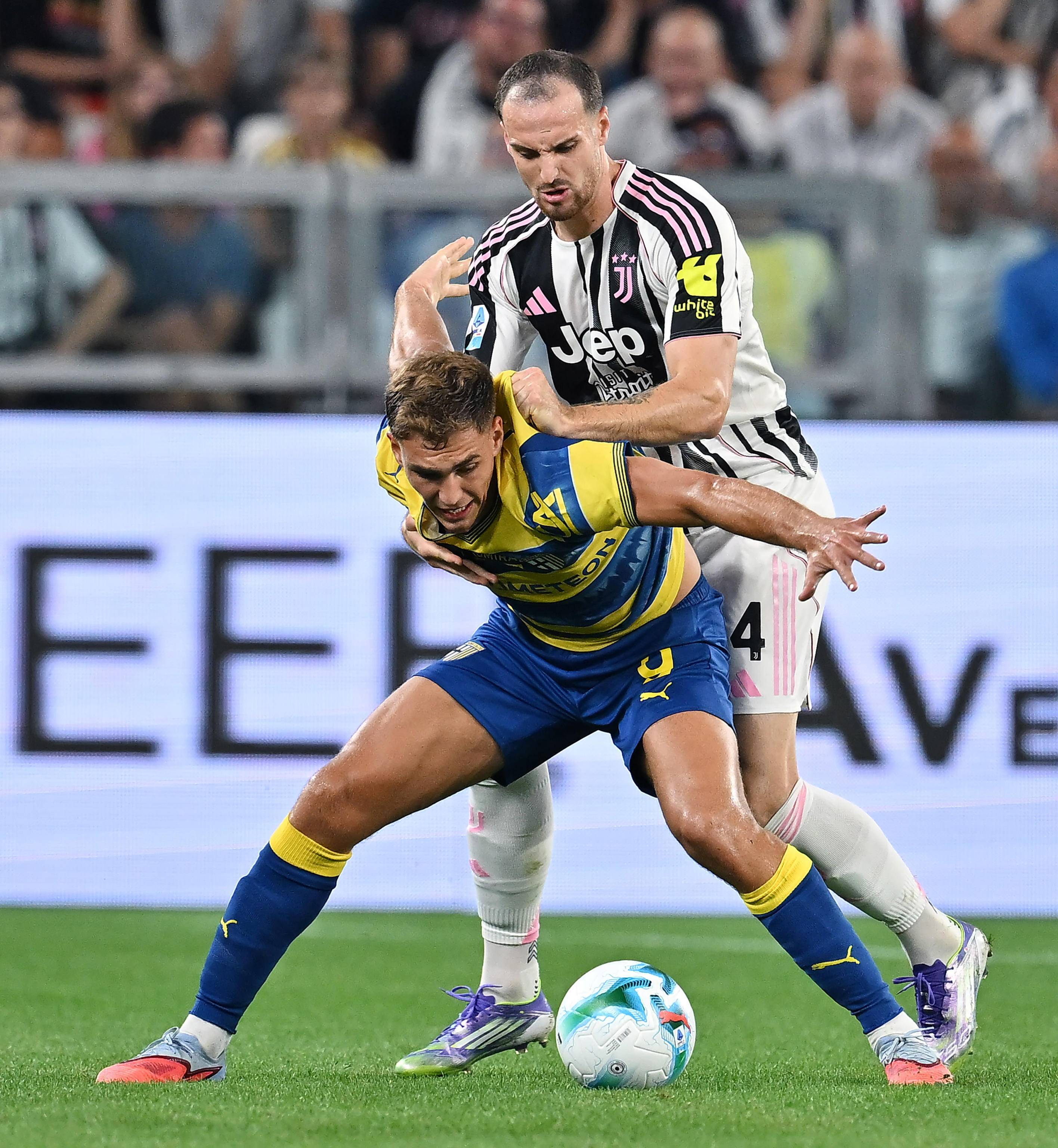 包含马略卡队获得关键性比赛胜利的词条 包含马略卡队获得关键性比赛胜利的词条