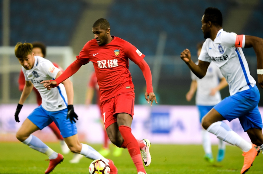 泰达主场大胜富力,串连胜出 泰达主场大胜富力,串连胜出